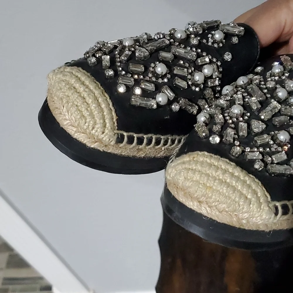 BOTKIER NEW YORK SLOAN BLACK ESPADRILLES WITH GEMS SIZE 6 1/2